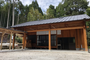 投谷八幡宮