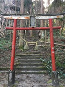 投谷八幡宮
