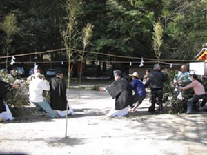 投谷八幡宮